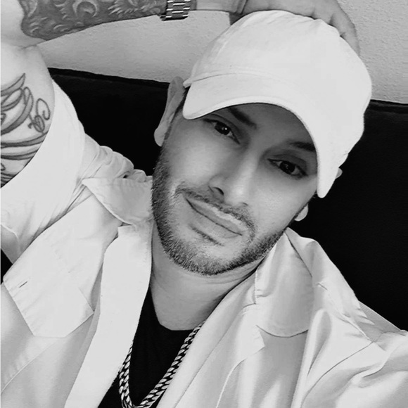 Meet your Posher, Steven - Picture 10 of 12